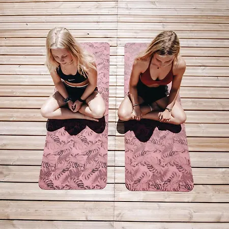 Alma Libre Yoga & Surf House Couette-café *